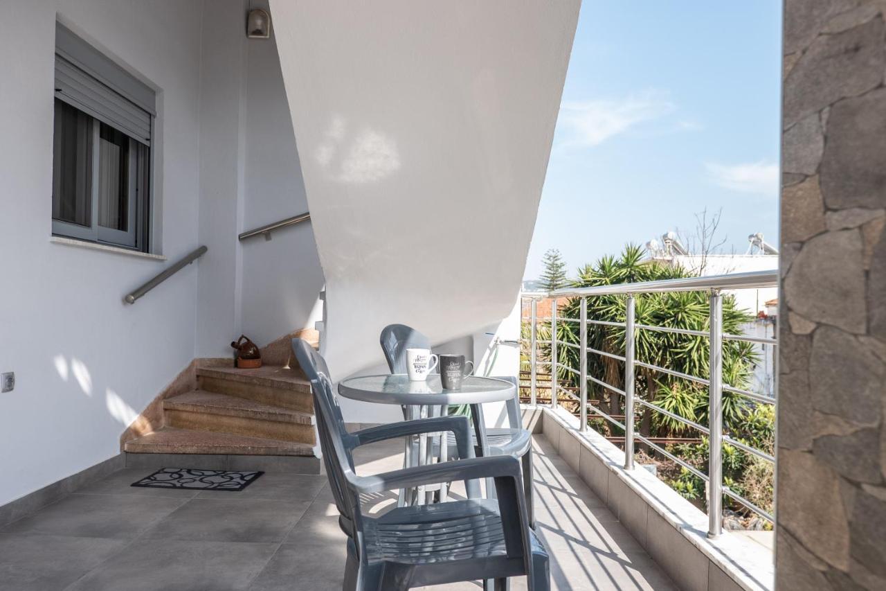 Elpidas Urban Houses Chrissi Akti Chania Exterior foto
